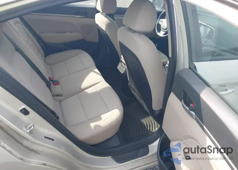 2018 Hyundai Elantra Value Edition из США, поврежденный, VIN 5NPD84LF5JH220644